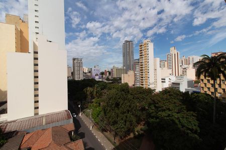 VISTA DO QUARTO 2 de apartamento para alugar com 4 quartos, 98m² em Conceicao, Campinas