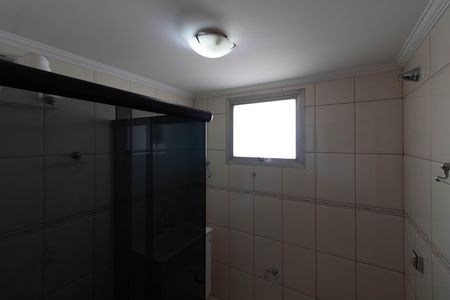BANHEIRO DA SUITE de apartamento para alugar com 4 quartos, 98m² em Conceicao, Campinas