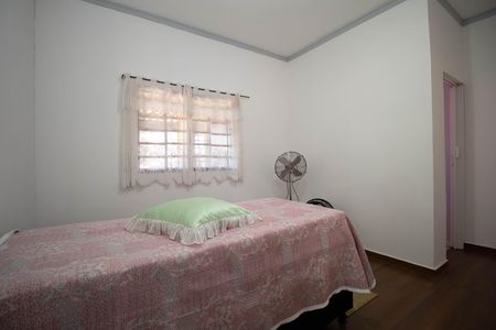 Casa de condomínio à venda com 303m², 2 quartos e 4 vagasSuíte 2
