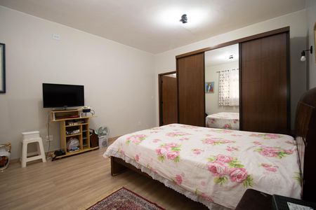 Casa de condomínio à venda com 303m², 2 quartos e 4 vagasSuíte 1