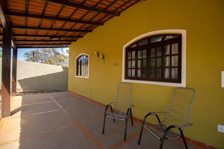 Casa de condomínio à venda com 303m², 2 quartos e 4 vagasVaranda