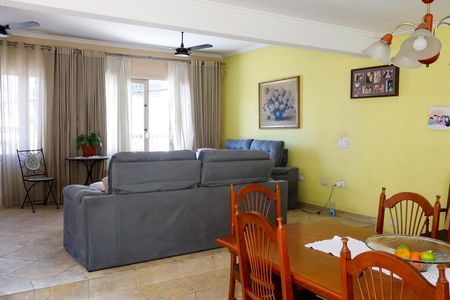 sala de casa à venda com 3 quartos, 200m² em Baronesa, Osasco