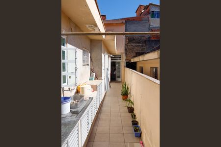Corredor de casa à venda com 3 quartos, 200m² em Baronesa, Osasco