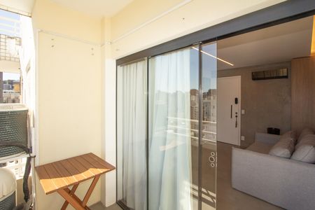 Apartamento para alugar com 54m², 1 quarto e 1 vaga Apartamento para alugar com 54m², 1 quarto e 1 vagaVaranda