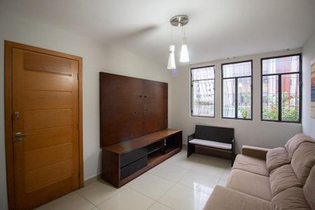 Apartamento para alugar com 2 quartos, 70m² em Conjunto California, Belo Horizonte