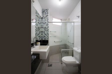 Apartamento para alugar com 70m², 2 quartos e 1 vagaBanheiro