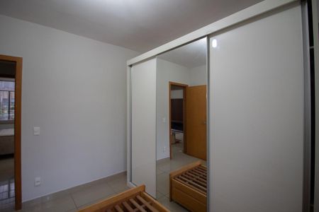 Quarto 2 de apartamento para alugar com 2 quartos, 70m² em Conjunto California, Belo Horizonte