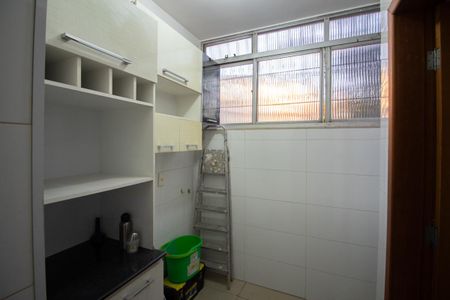 Apartamento para alugar com 70m², 2 quartos e 1 vagaÁrea de Serviço