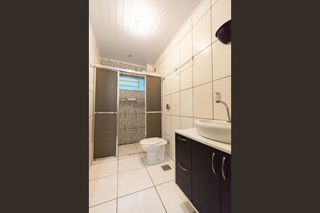 Banheiro social de apartamento para alugar com 2 quartos, 89m² em Marechal Rondon, Canoas