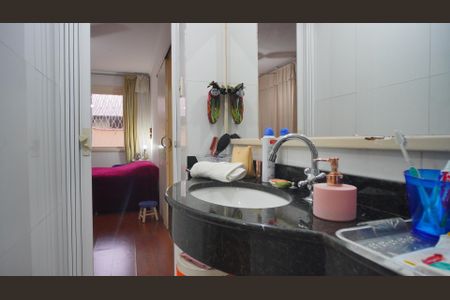 Apartamento à venda com 100m², 3 quartos e sem vaga Apartamento à venda com 100m², 3 quartos e sem vagaBanheiro suite 1