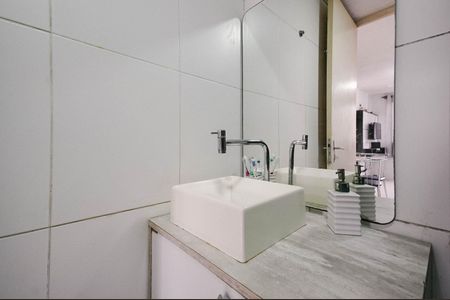 Banheiro de apartamento à venda com 2 quartos, 44m² em Vila Silvia, São Paulo
