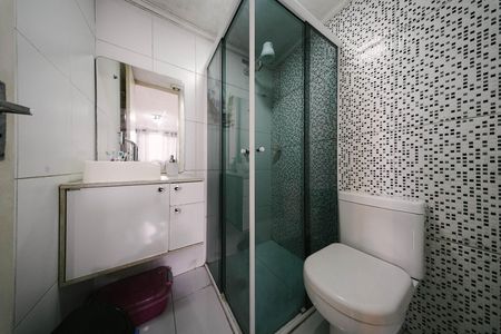 Banheiro de apartamento à venda com 2 quartos, 44m² em Vila Silvia, São Paulo
