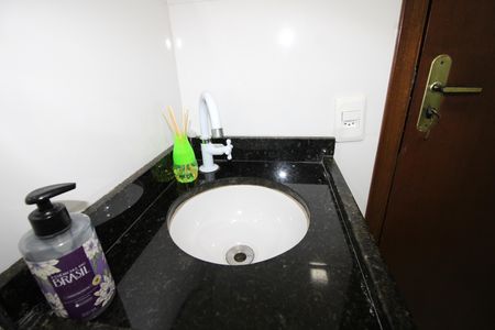 Apartamento para alugar com 32m², 2 quartos e sem vagaBanheiro