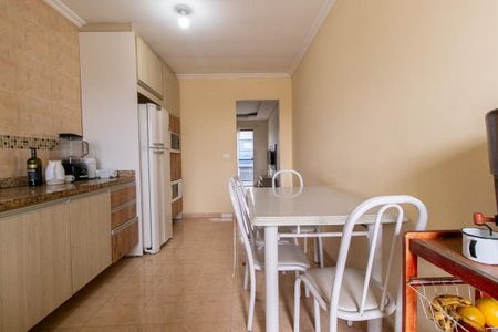Casa à venda com 110m², 3 quartos e 3 vagasCozinha - Armários