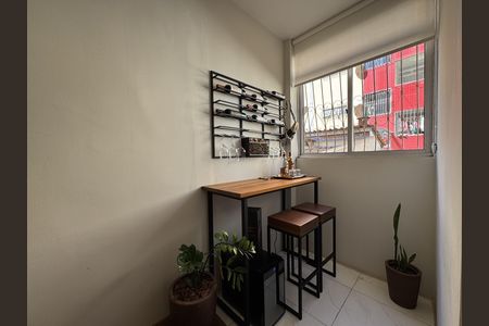 Sala de apartamento à venda com 2 quartos, 48m² em Castelo, Belo Horizonte