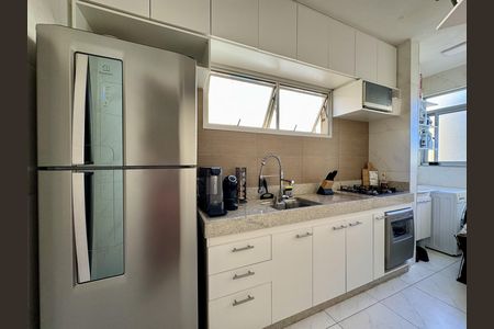 Cozinha de apartamento à venda com 2 quartos, 48m² em Castelo, Belo Horizonte