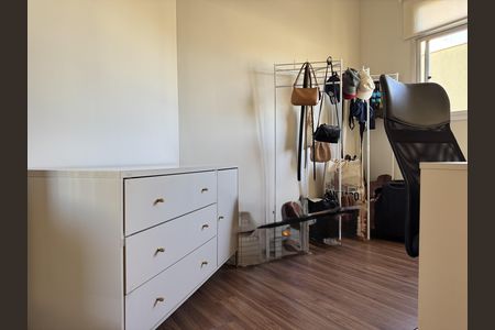 Quarto de apartamento à venda com 2 quartos, 48m² em Castelo, Belo Horizonte