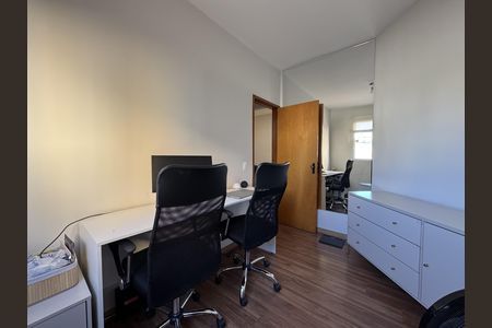 Quarto de apartamento à venda com 2 quartos, 48m² em Castelo, Belo Horizonte