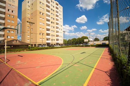 Apartamento para alugar com 64m², 2 quartos e sem vagaÁrea comum - Quadra