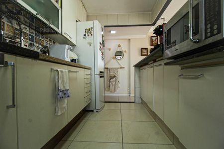 Cozinha de apartamento para alugar com 4 quartos, 93m² em Barra Funda, São Paulo