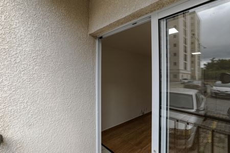 Apartamento para alugar com 48m², 2 quartos e 1 vaga Apartamento para alugar com 48m², 2 quartos e 1 vagaSacada