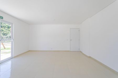 Apartamento para alugar com 48m², 2 quartos e 1 vaga Apartamento para alugar com 48m², 2 quartos e 1 vagaÁrea Comum