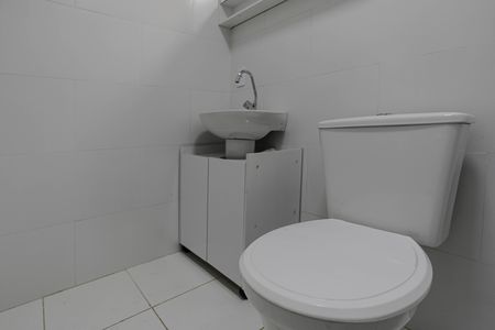 Apartamento para alugar com 48m², 2 quartos e 1 vaga Apartamento para alugar com 48m², 2 quartos e 1 vagaBanheiro
