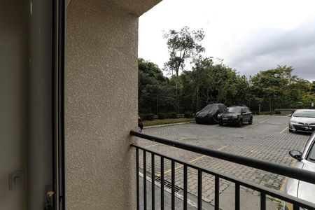 Sacada de apartamento para alugar com 2 quartos, 48m² em Conjunto Habitacional Bras Cubas, Mogi das Cruzes