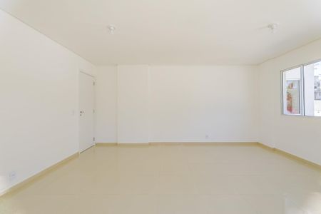 Apartamento para alugar com 48m², 2 quartos e 1 vaga Apartamento para alugar com 48m², 2 quartos e 1 vagaÁrea Comum