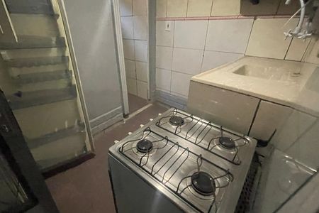 Cozinha de casa para alugar com 1 quarto, 45m² em Jardim Primavera, Duque de Caxias
