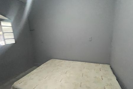 Quarto de casa para alugar com 1 quarto, 45m² em Jardim Primavera, Duque de Caxias
