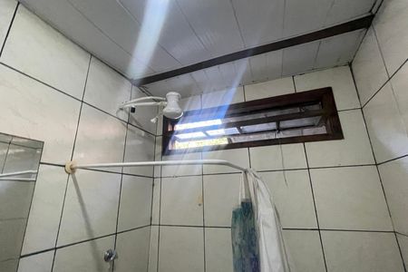 Banheiro de casa para alugar com 1 quarto, 45m² em Jardim Primavera, Duque de Caxias