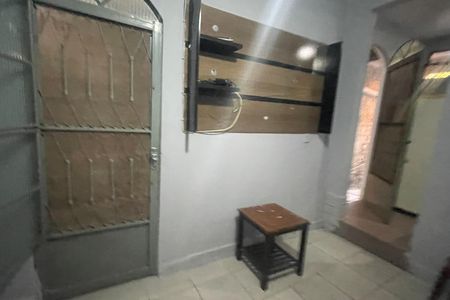 Sala de casa para alugar com 1 quarto, 45m² em Jardim Primavera, Duque de Caxias