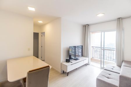 Apartamento para alugar com 2 quartos, 60m² em Jardim das Belezas, Carapicuíba