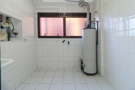Área de Serviço de apartamento para alugar com 4 quartos, 110m² em Santo Amaro, São Paulo