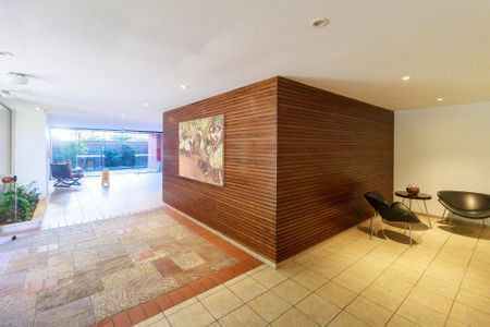 Hall Social de apartamento para alugar com 4 quartos, 110m² em Santo Amaro, São Paulo