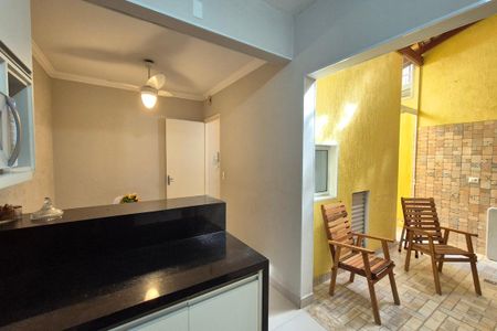 Casa de condomínio à venda com 145m², 3 quartos e 2 vagasCozinha 