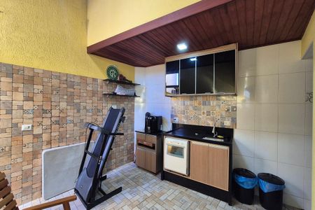 Casa de condomínio à venda com 145m², 3 quartos e 2 vagasÁrea gourmet