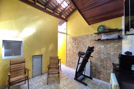 Casa de condomínio à venda com 145m², 3 quartos e 2 vagasÁrea gourmet