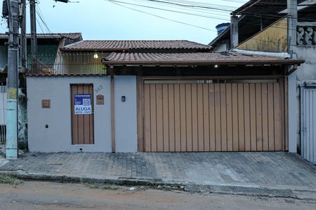 Fachada de casa para alugar com 3 quartos, 115m² em Vila Nova Cintra, Mogi das Cruzes