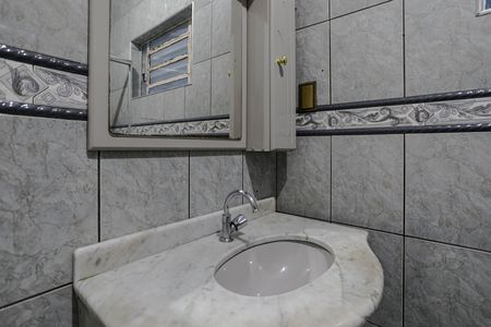 Casa para alugar com 115m², 3 quartos e 2 vagas Casa para alugar com 115m², 3 quartos e 2 vagasBanheiro