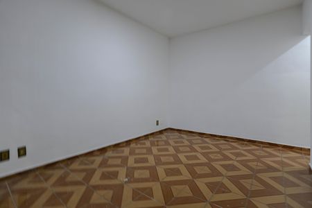 Casa para alugar com 115m², 3 quartos e 2 vagas Casa para alugar com 115m², 3 quartos e 2 vagasSala