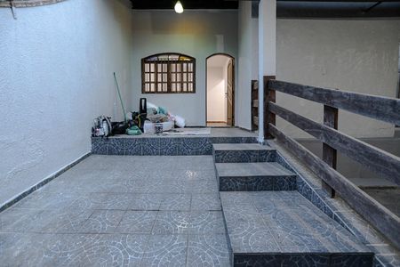 Garagem de casa para alugar com 3 quartos, 115m² em Vila Nova Cintra, Mogi das Cruzes