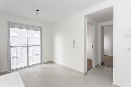 Apartamento à venda com 2 quartos, 35m² em Guaiauna, São Paulo