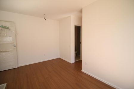 Sala de apartamento para alugar com 2 quartos, 50m² em Barra Olímpica, Rio de Janeiro