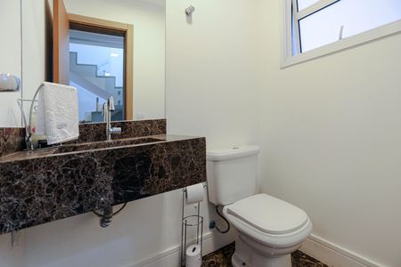 Casa para alugar com 270m², 3 quartos e 2 vagas Casa para alugar com 270m², 3 quartos e 2 vagasLavabo