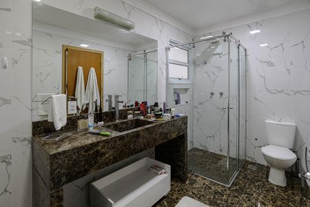 Casa para alugar com 270m², 3 quartos e 2 vagas Casa para alugar com 270m², 3 quartos e 2 vagasBanheiro - Quarto 3 - Suíte