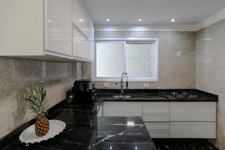 Casa para alugar com 270m², 3 quartos e 2 vagas Casa para alugar com 270m², 3 quartos e 2 vagasCozinha