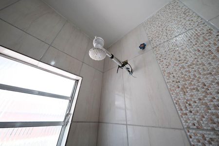 Banheiro de casa para alugar com 1 quarto, 58m² em Parque Cisper, São Paulo