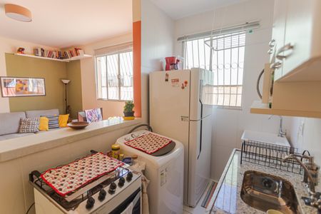 Cozinha/Área de Serviço de apartamento para alugar com 1 quarto, 46m² em Santa Tereza, Belo Horizonte